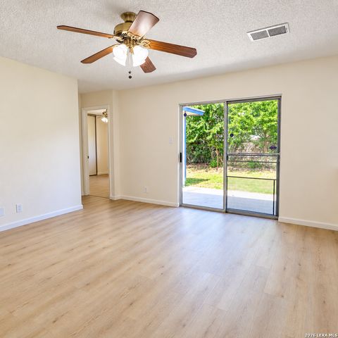 9319 Bendell, San Antonio, TX 78250