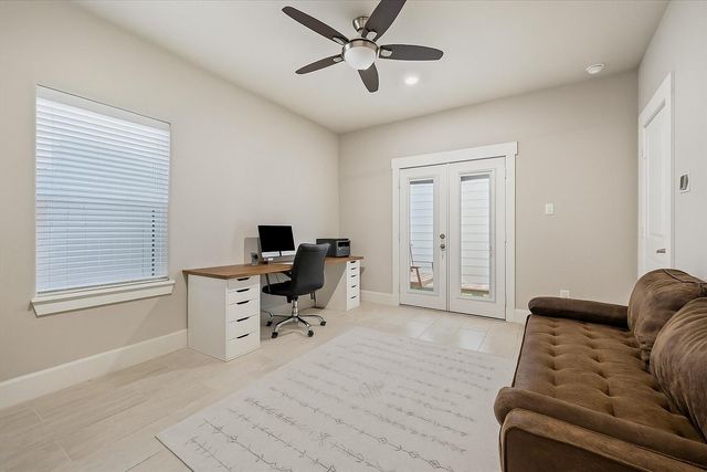 867 Wakefield Drive D, Houston, TX 77018