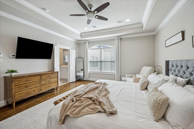 867 Wakefield Drive D, Houston, TX 77018