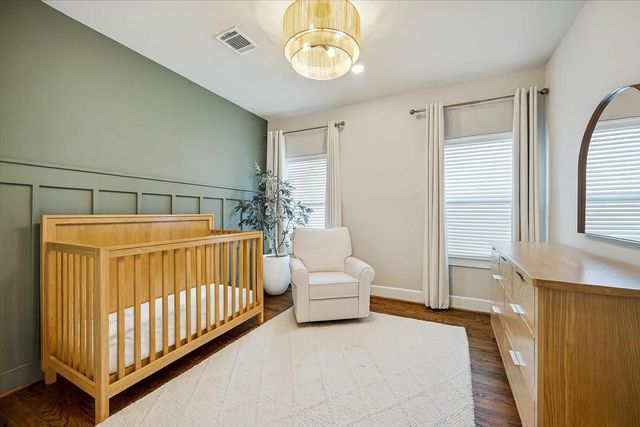 867 Wakefield Drive D, Houston, TX 77018