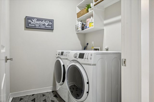 867 Wakefield Drive D, Houston, TX 77018