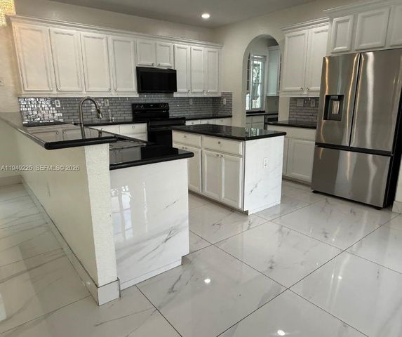 27037 SW 142nd Ave 0, Homestead, FL 33032