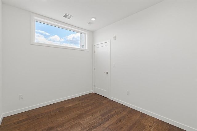 267 Old Colony Ave 507, Boston, MA 02127