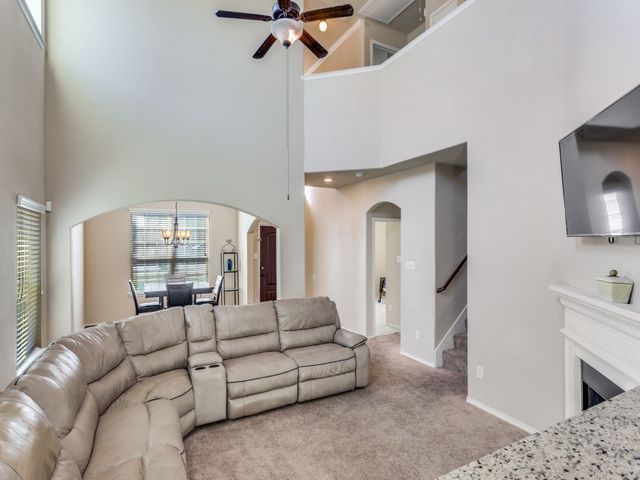 5860 Fir Tree Lane, Fort Worth, TX 76123