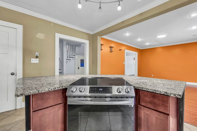 2122 S Main St, Hopkinsville, KY 42240