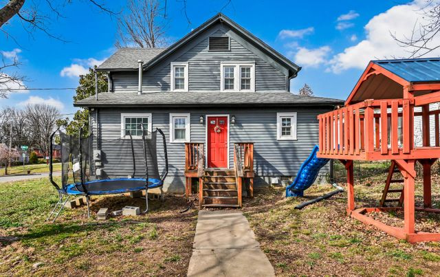 2122 S Main St, Hopkinsville, KY 42240