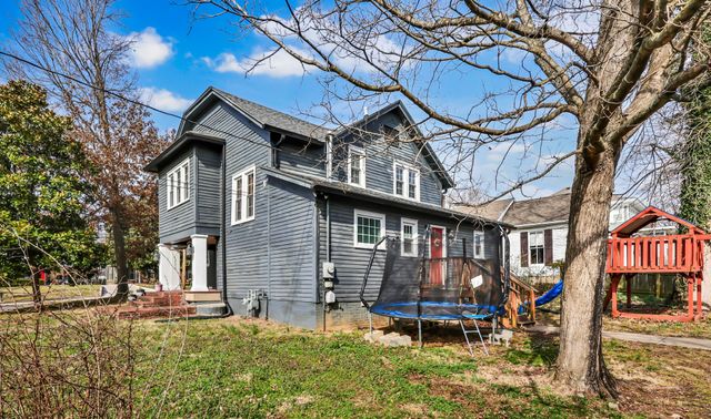 2122 S Main St, Hopkinsville, KY 42240