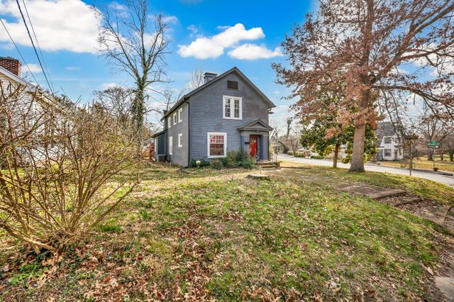 2122 S Main St, Hopkinsville, KY 42240