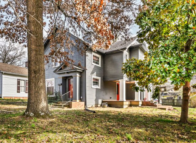 2122 S Main St, Hopkinsville, KY 42240