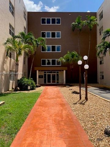 6960 Miami Gardens Drive 2-530A, Hialeah, FL 33015