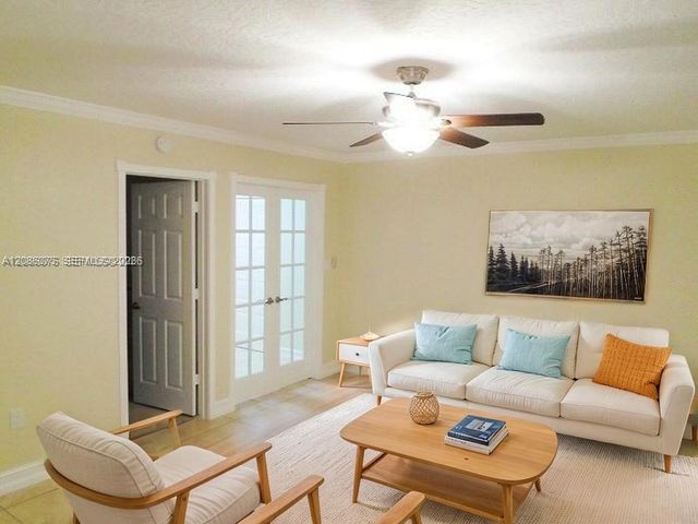 6960 Miami Gardens Drive 2-530A, Hialeah, FL 33015
