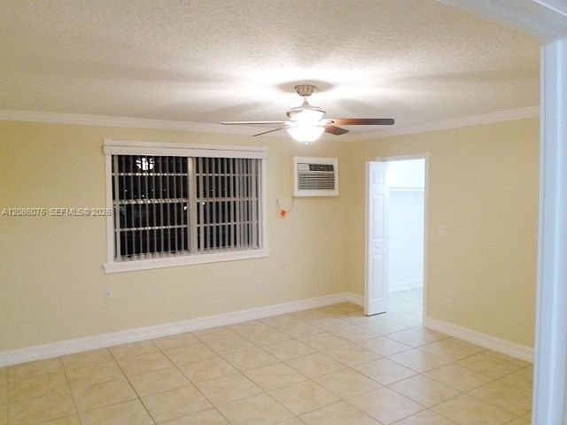 6960 Miami Gardens Drive 2-530A, Hialeah, FL 33015