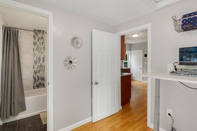 37 Lindsay St 37, Framingham, MA 01702