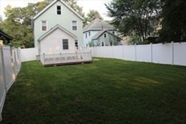 37 Lindsay St 37, Framingham, MA 01702