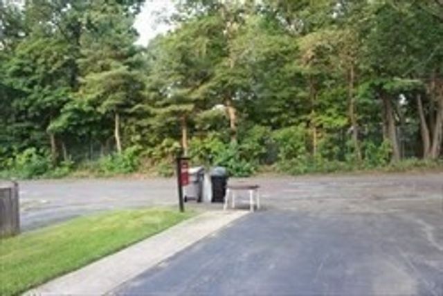 37 Lindsay St 37, Framingham, MA 01702