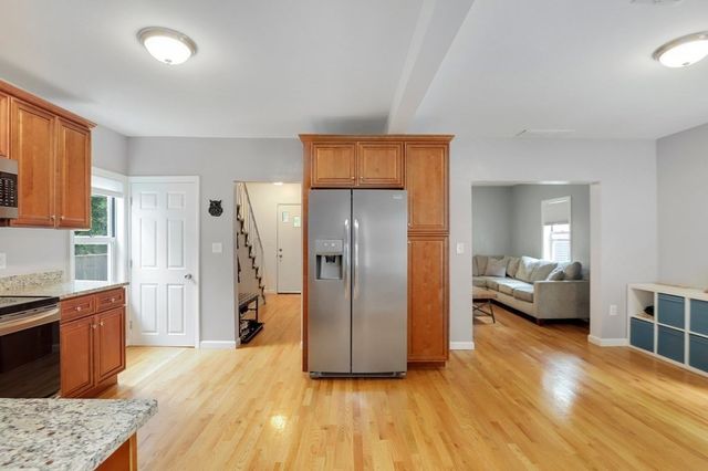 37 Lindsay St 37, Framingham, MA 01702