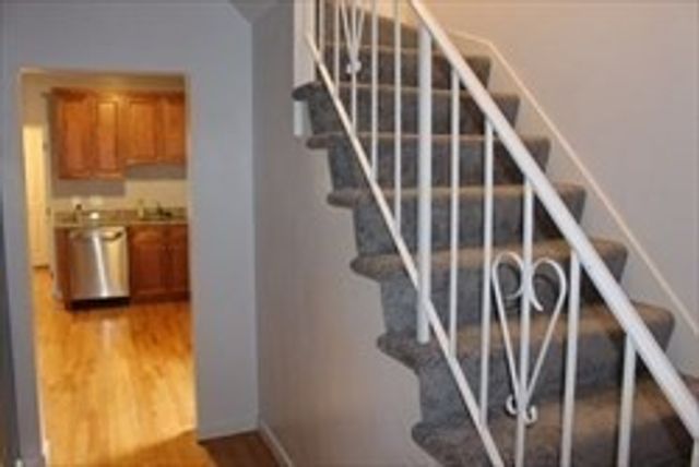 37 Lindsay St 37, Framingham, MA 01702