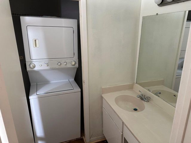 7901 Cambridge Street 31, Houston, TX 77054