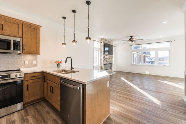 46 Kloe Lane 46, Sycamore, IL 60178