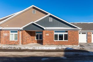 46 Kloe Lane 46, Sycamore, IL 60178