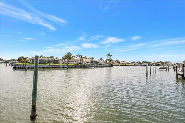 4114 42ND AVENUE S, St Petersburg, FL 33711