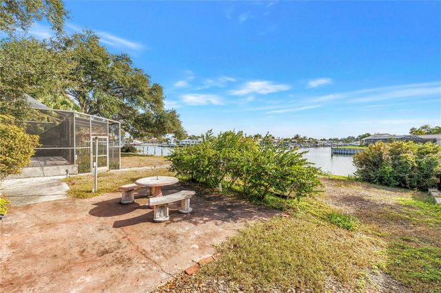 4114 42ND AVENUE S, St Petersburg, FL 33711