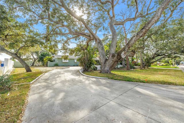 4114 42ND AVENUE S, St Petersburg, FL 33711