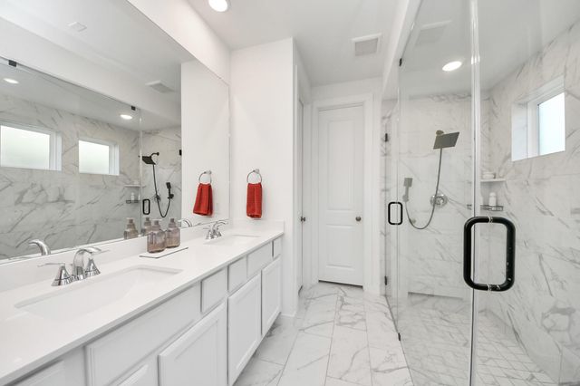 4135 Kinsey Street, Rosharon, TX 77583