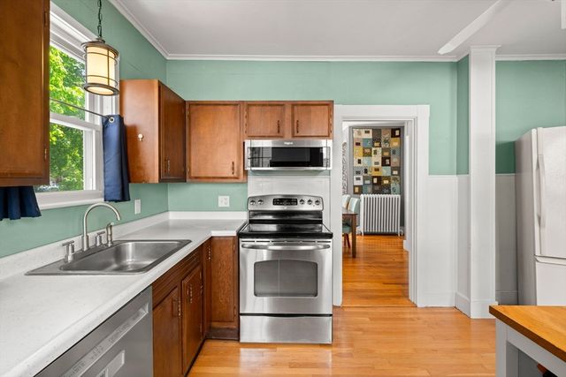 111 Linden Street, Hamilton, MA 01982