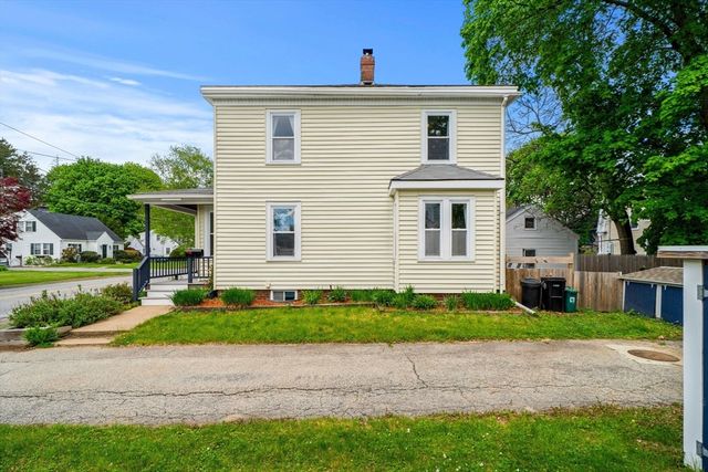 111 Linden Street, Hamilton, MA 01982