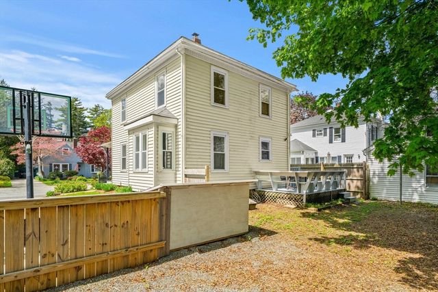 111 Linden Street, Hamilton, MA 01982
