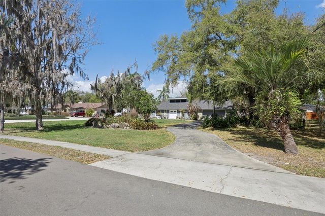 1691 GRANDVIEW BOULEVARD, Kissimmee, FL 34744