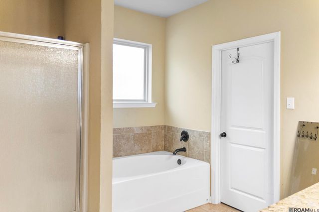 8522 Abertay Ave, Baton Rouge, LA 70820