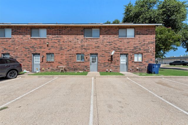 2826 Wimbledon Court B, Garland, TX 75041