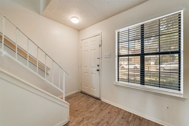 2826 Wimbledon Court B, Garland, TX 75041