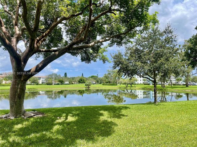 2042 Newcastle C 2042, Boca Raton, FL 33434