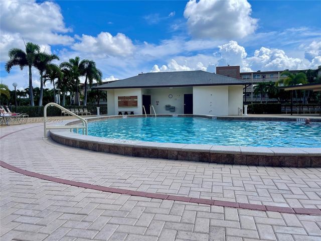 2042 Newcastle C 2042, Boca Raton, FL 33434