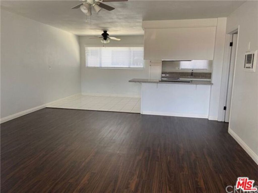 1326 Amethyst Street c, Redondo Beach, CA 90277