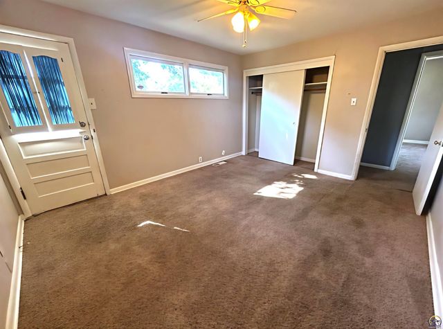 1605 SW Indian Trail, Topeka, KS 66604