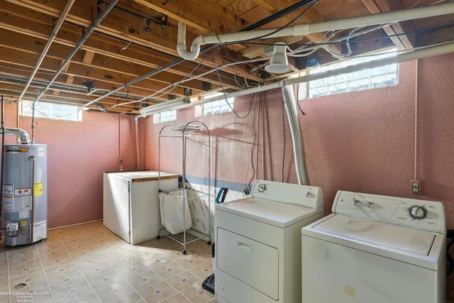 42011 Clayton Street, Clinton Township, MI 48038