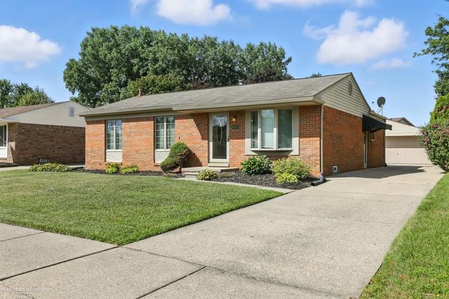 42011 Clayton Street, Clinton Township, MI 48038