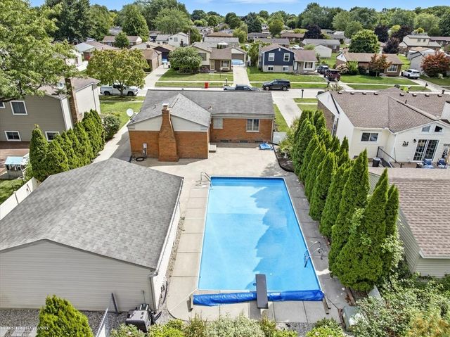 42011 Clayton Street, Clinton Township, MI 48038