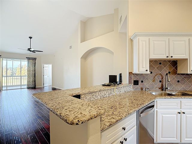 457 ENCLAVE PLACE 457, Lakeland, FL 33803