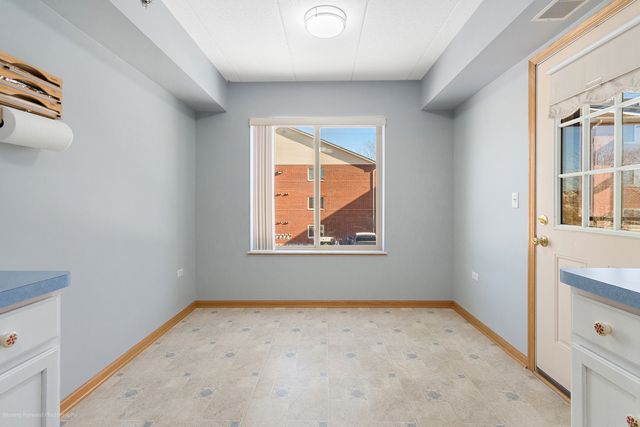 6970 Heritage Circle 5-2A, Orland Park, IL 60462