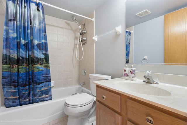 6970 Heritage Circle 5-2A, Orland Park, IL 60462