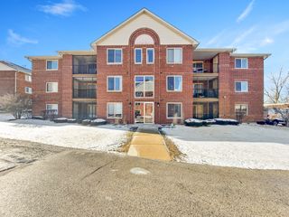 6970 Heritage Circle 5-2A, Orland Park, IL 60462