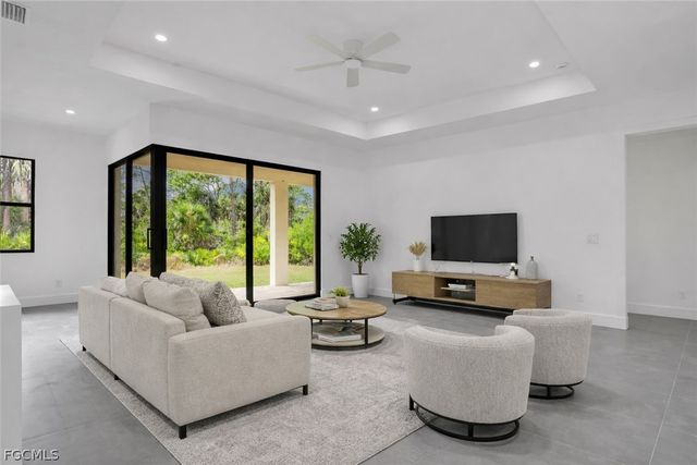 11153 Carnegie AVE, Englewood, FL 34224