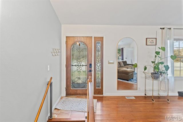 4511 Moonlight Way, Alton, IL 62002
