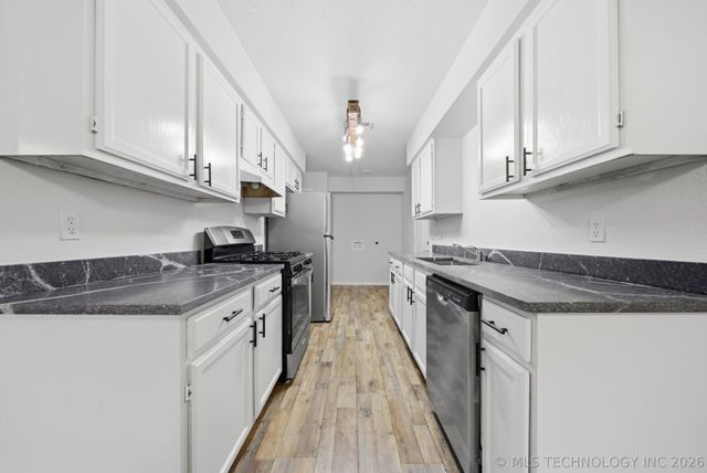 525 Chief Stand Waite Lane, Catoosa, OK 74015