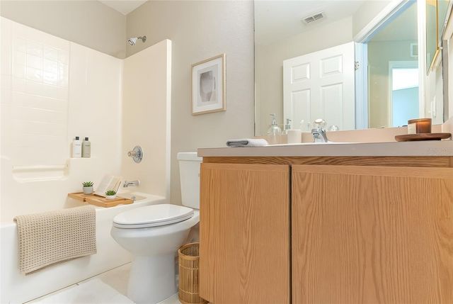 137 EAGLE POINT BOULEVARD, Auburndale, FL 33823